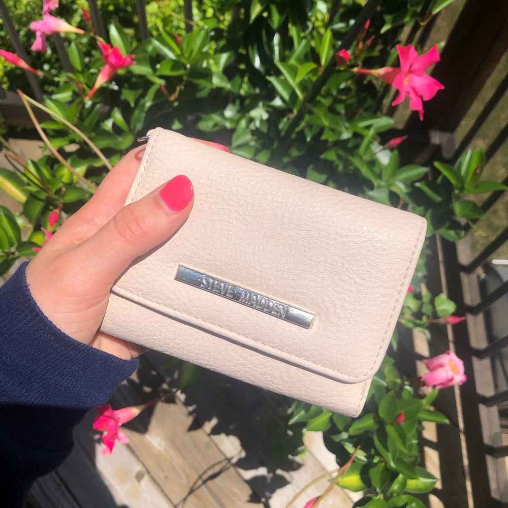 Steve Madden Wallet